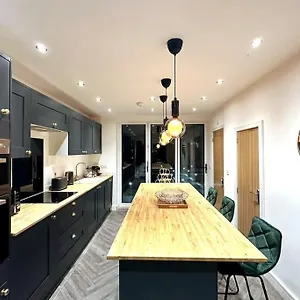 luxury-entire-house-in-greenwich.brighton-hotels-england.com/